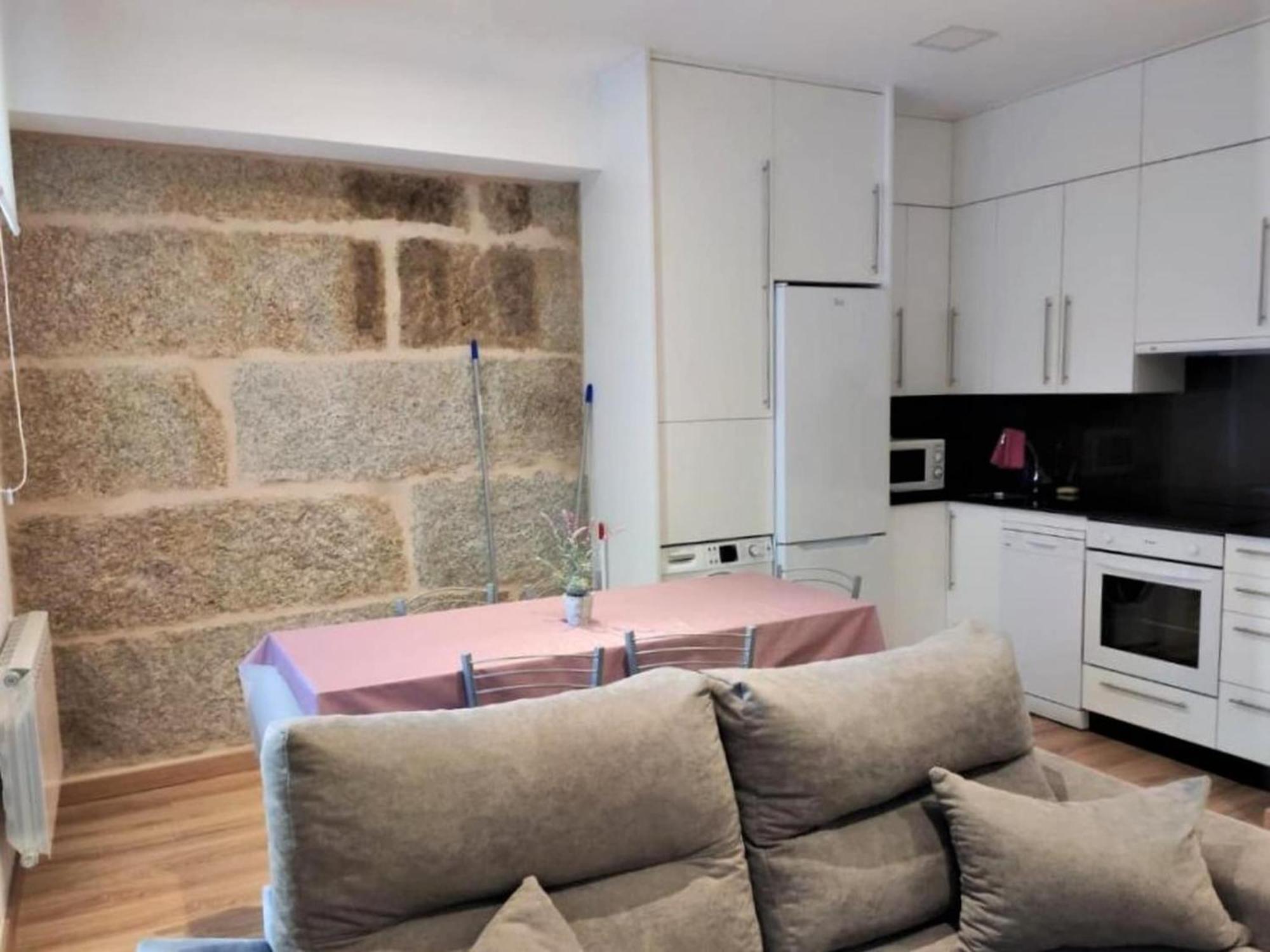 Charming Apartment In Ourense Overlooking The City Kültér fotó
