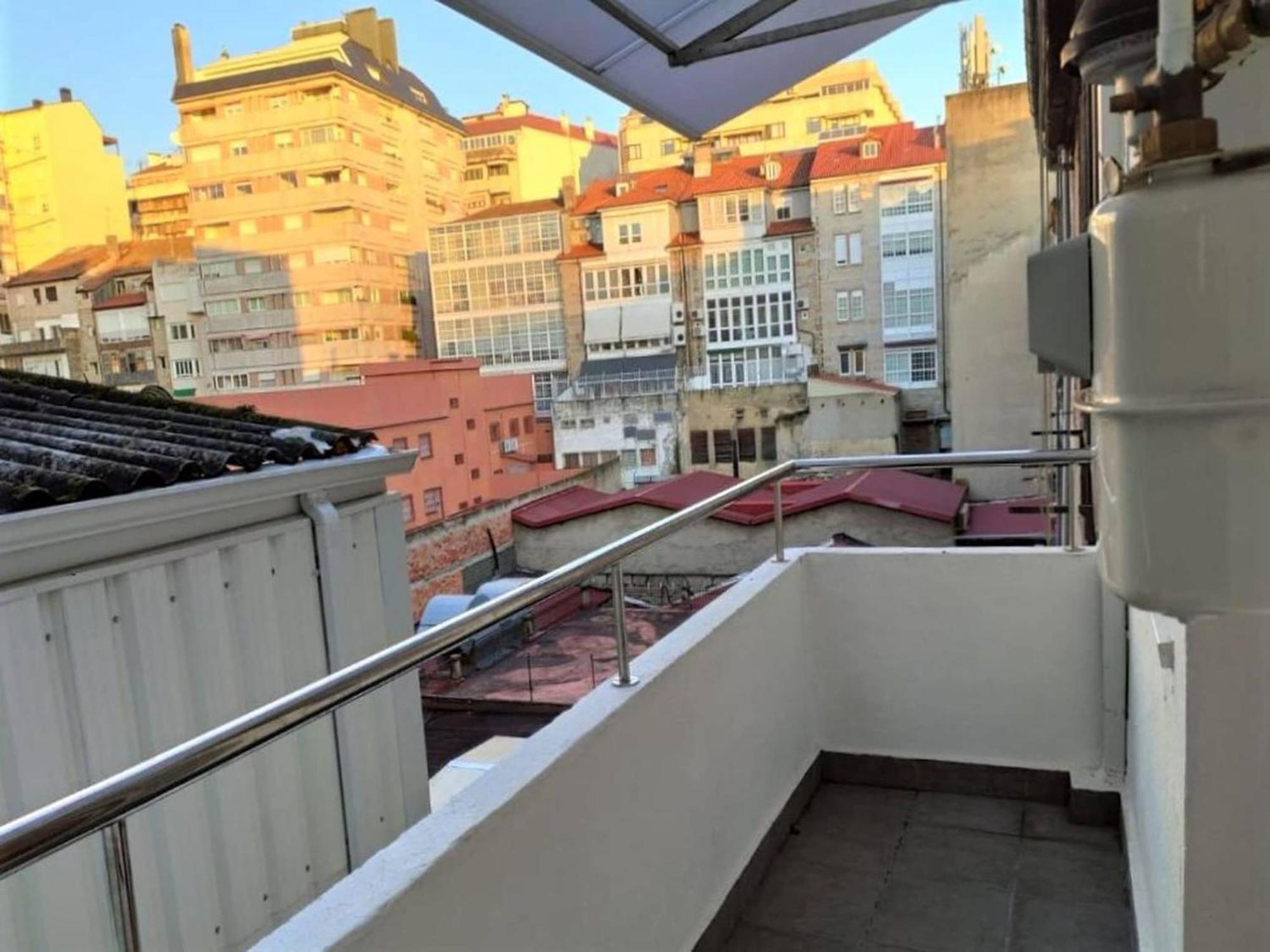 Charming Apartment In Ourense Overlooking The City Kültér fotó
