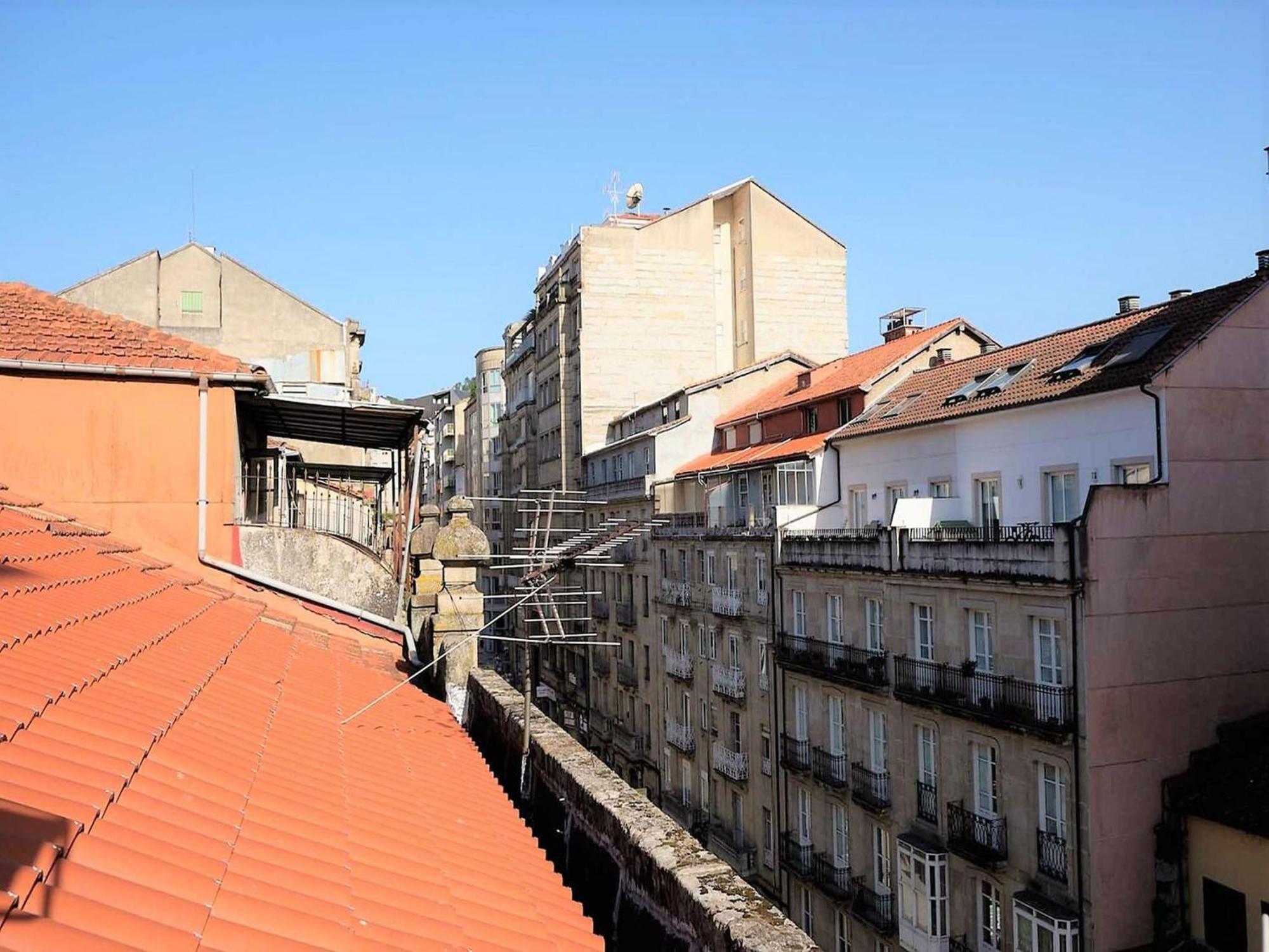 Charming Apartment In Ourense Overlooking The City Kültér fotó
